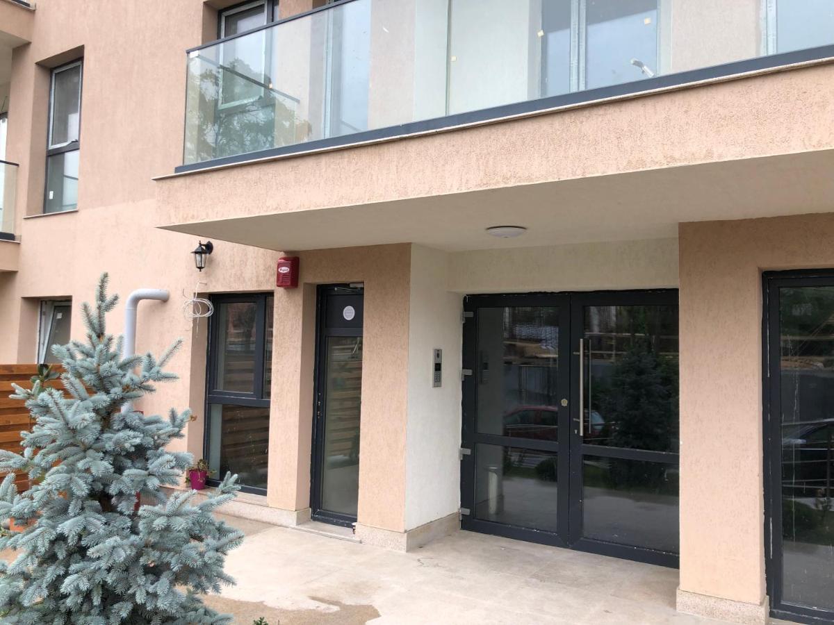 Luxury Westpark 2 Residence Lake View W6 Bucharest Exterior photo