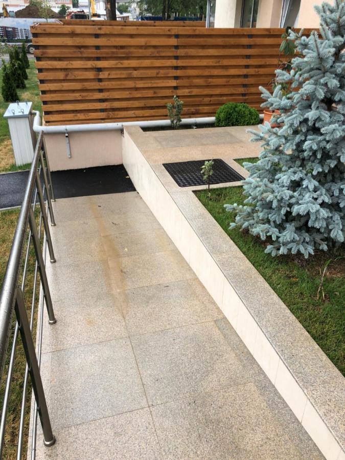 Luxury Westpark 2 Residence Lake View W6 Bucharest Exterior photo